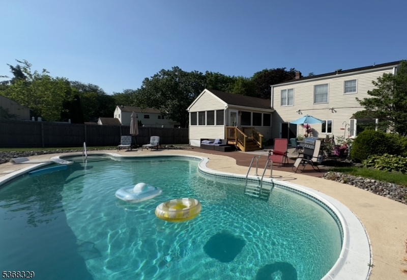 Property Photo: 15 Grier Rd NJ 08873