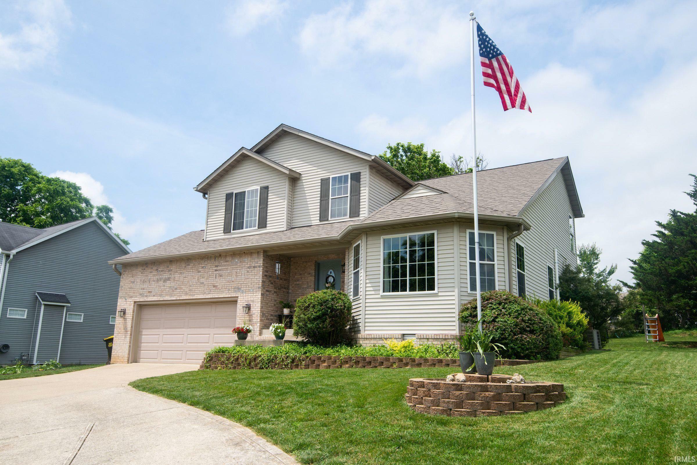 Property Photo: 1195 E Zinnia Drive IN 47401