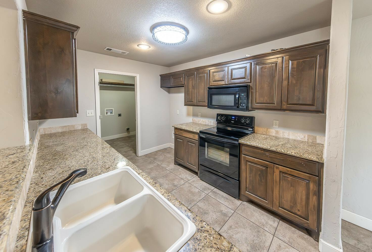 Property Photo: 5227 Harvard Street TX 79416