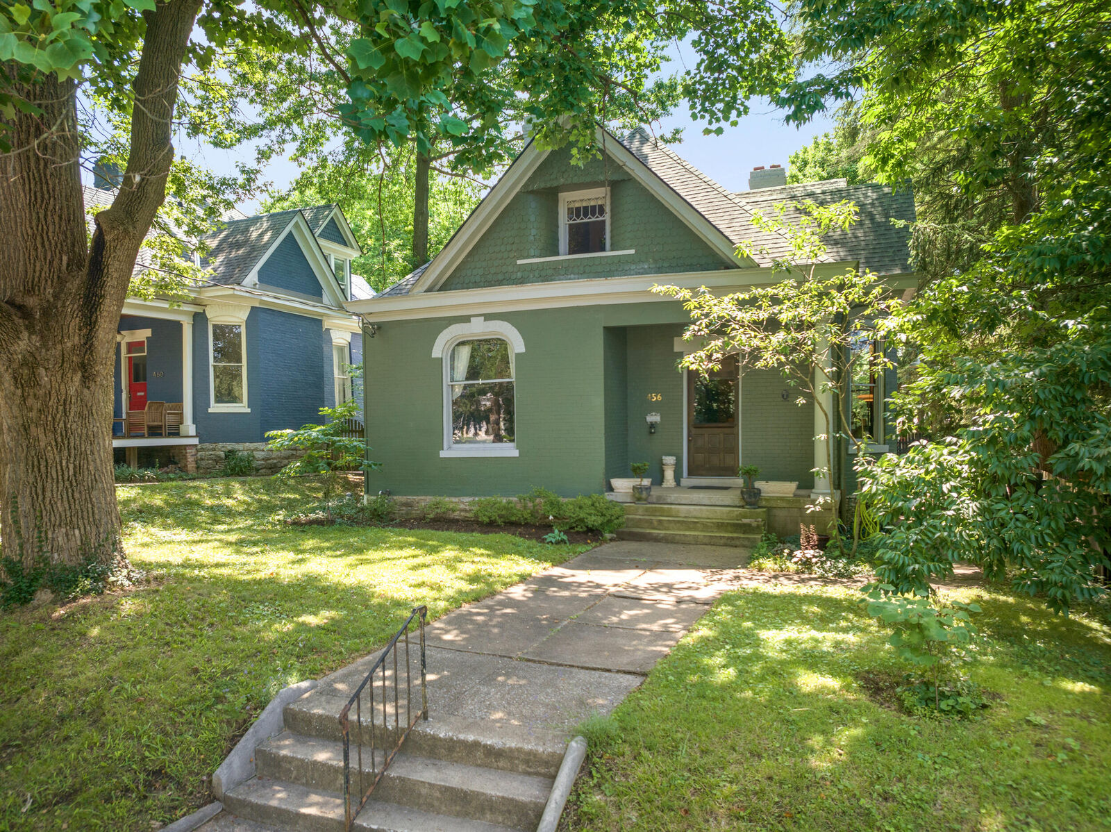 Property Photo:  456 N Limestone Street  KY 40508