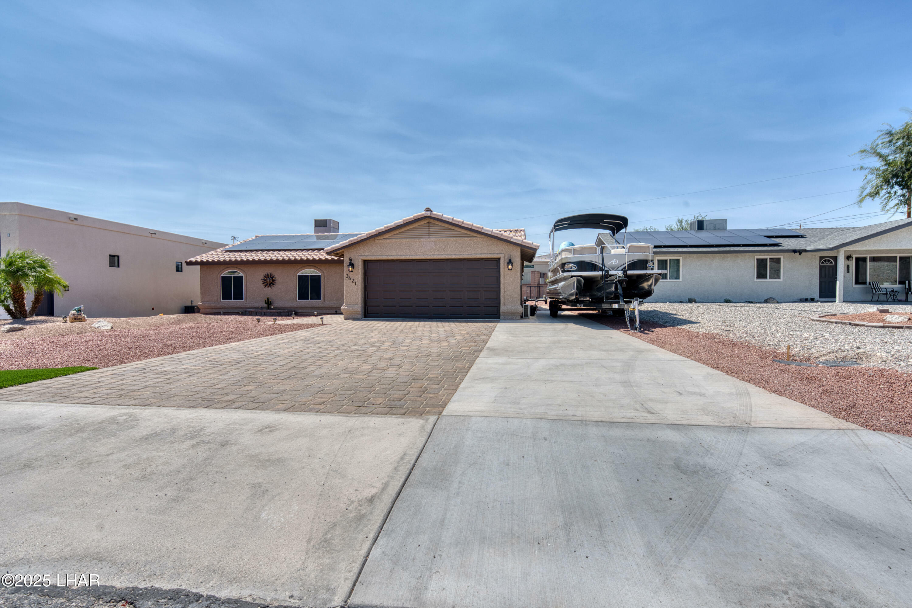 Property Photo: 3621 Kiowa Blvd AZ 86404