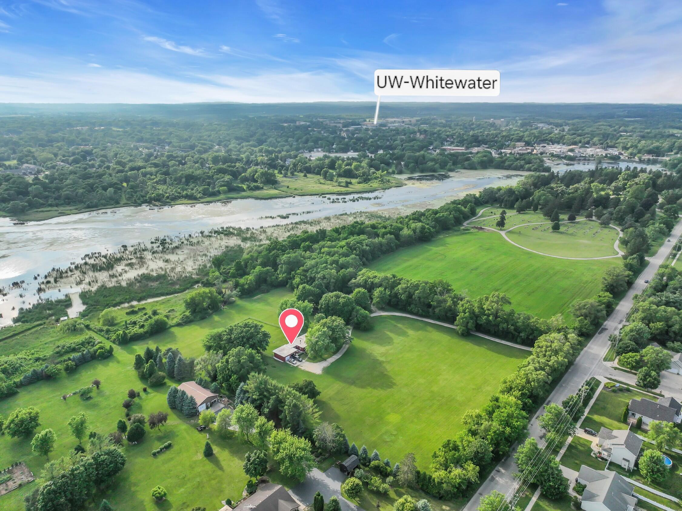 630 S Wisconsin St  Whitewater WI 53190 photo