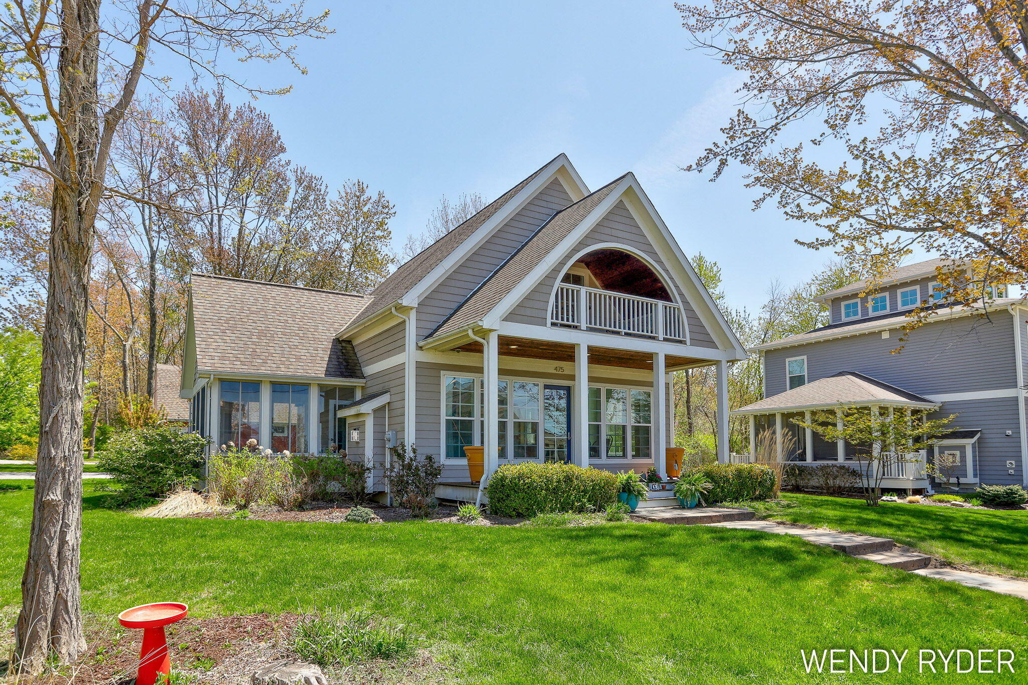 475 Lakeshore Drive  South Haven MI 49090 photo