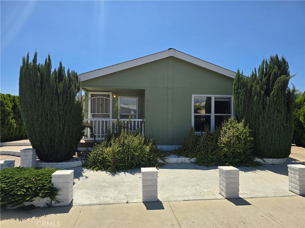 Property Photo: 945 Vallejo Drive CA 92543