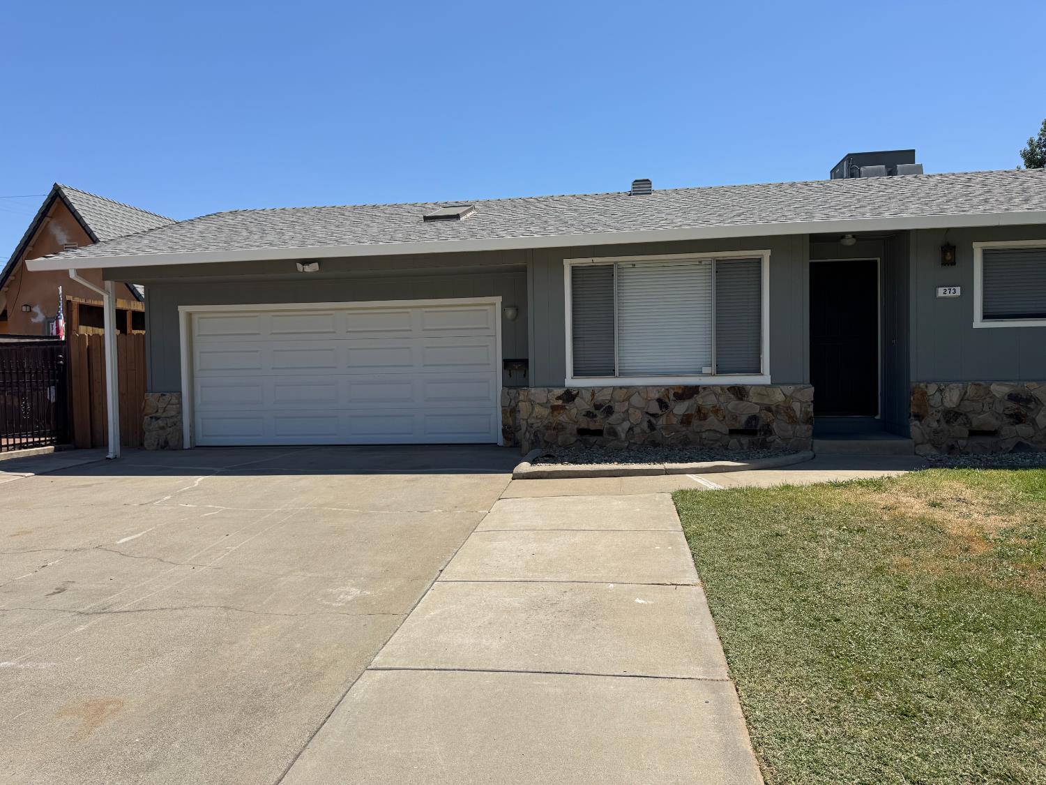 273 Palin  Galt CA 95632 photo