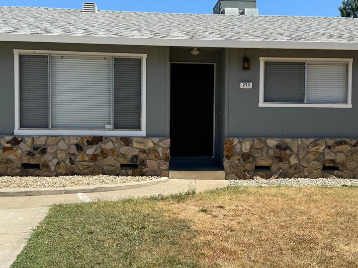 273 Palin  Galt CA 95632 photo