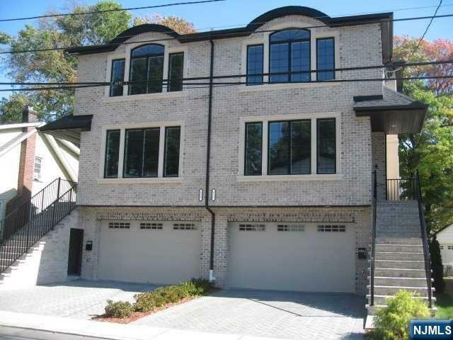 Property Photo: 818 Jassamine Way NJ 07024