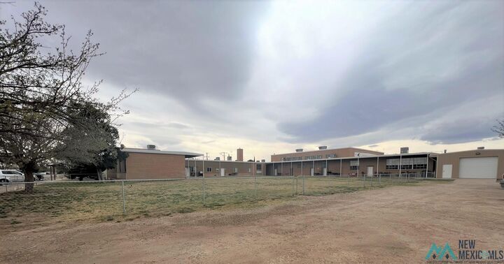 Property Photo:  309 S Sixth Street  NM 88240 