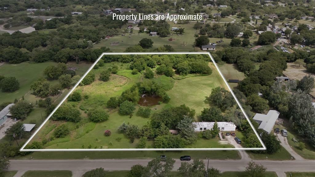 Property Photo: 9437 Johns A Road TX 76009