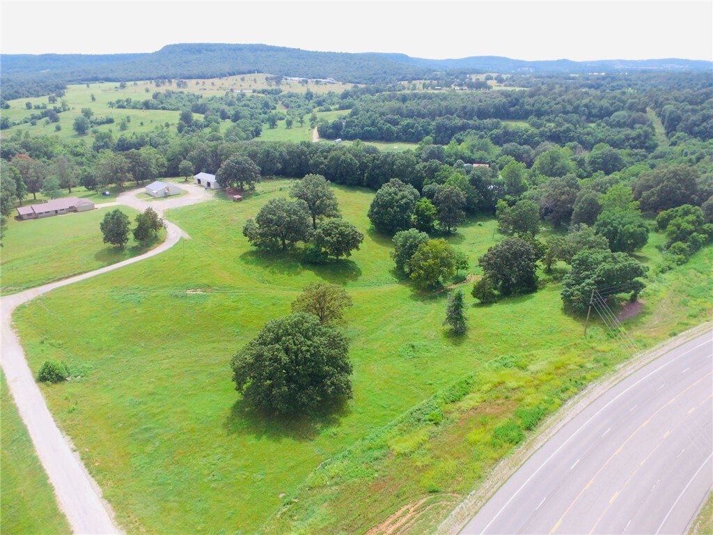 11339 Highway 62  Green Forest AR 72638 photo