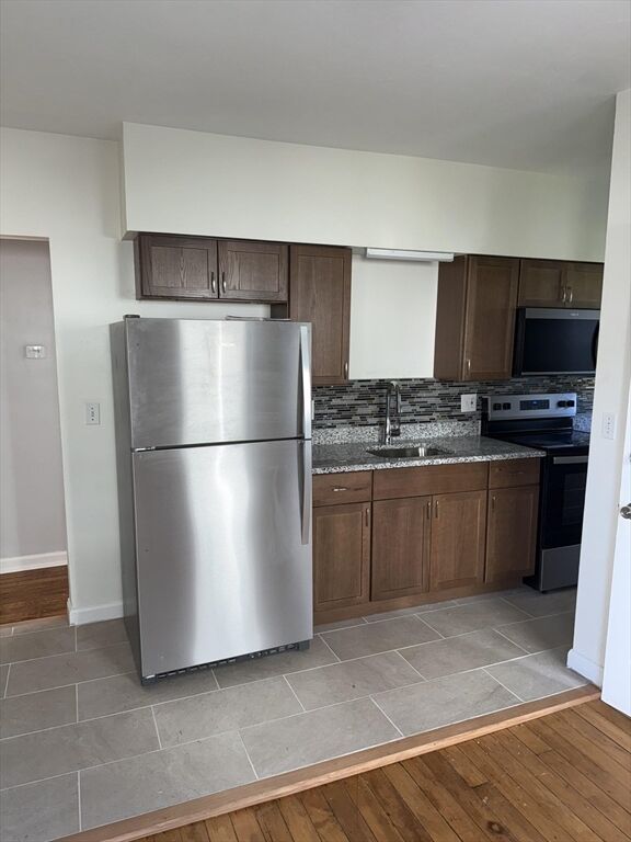 Property Photo:  245 Green Street 1  MA 02301 