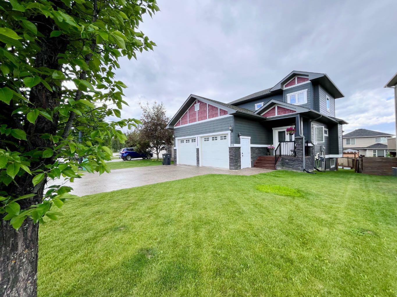 Property Photo:  108 Cranberry Court  AB T7V 0B3 