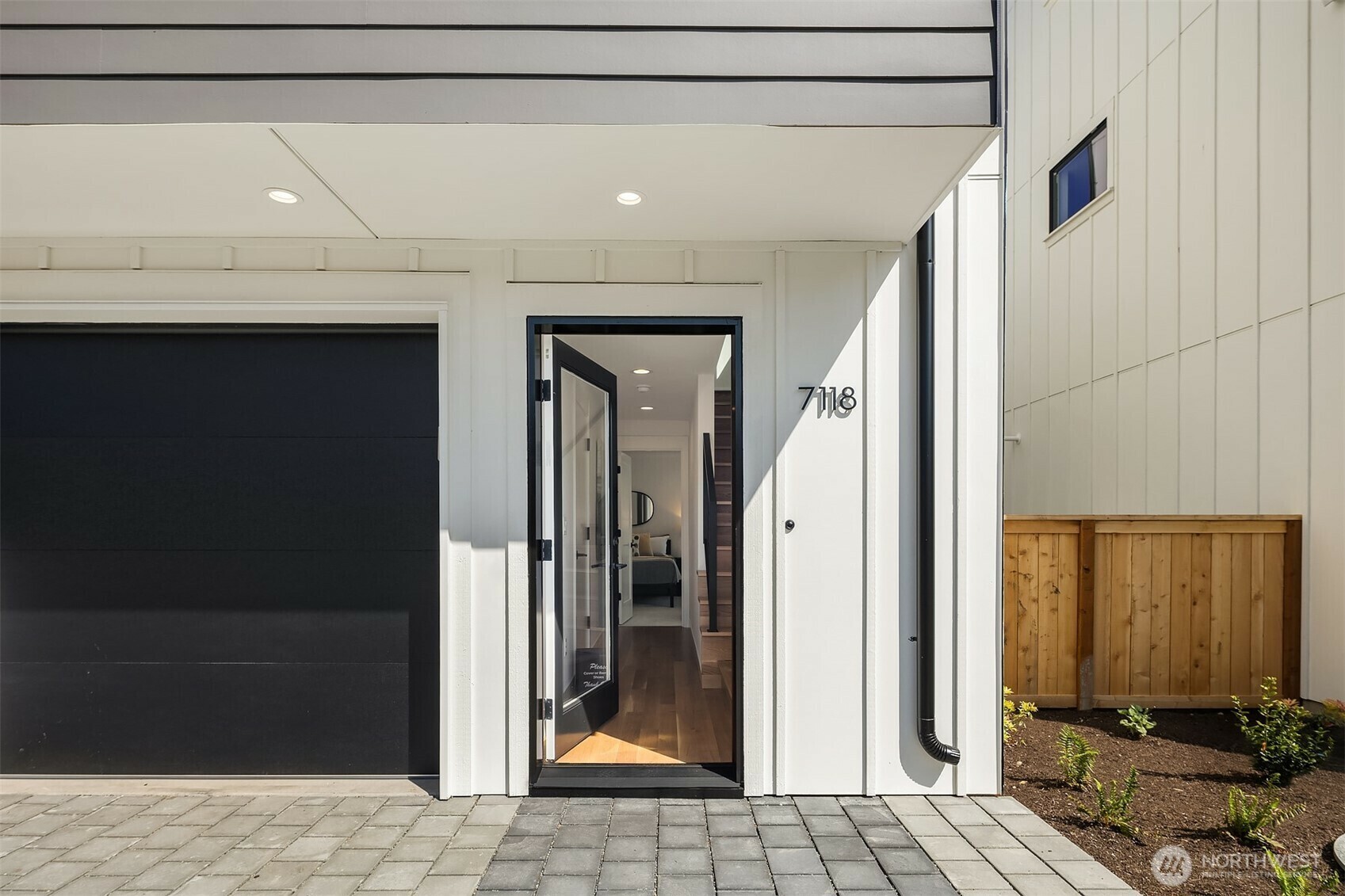 Property Photo:  7118  44th Avenue S  WA 98118 