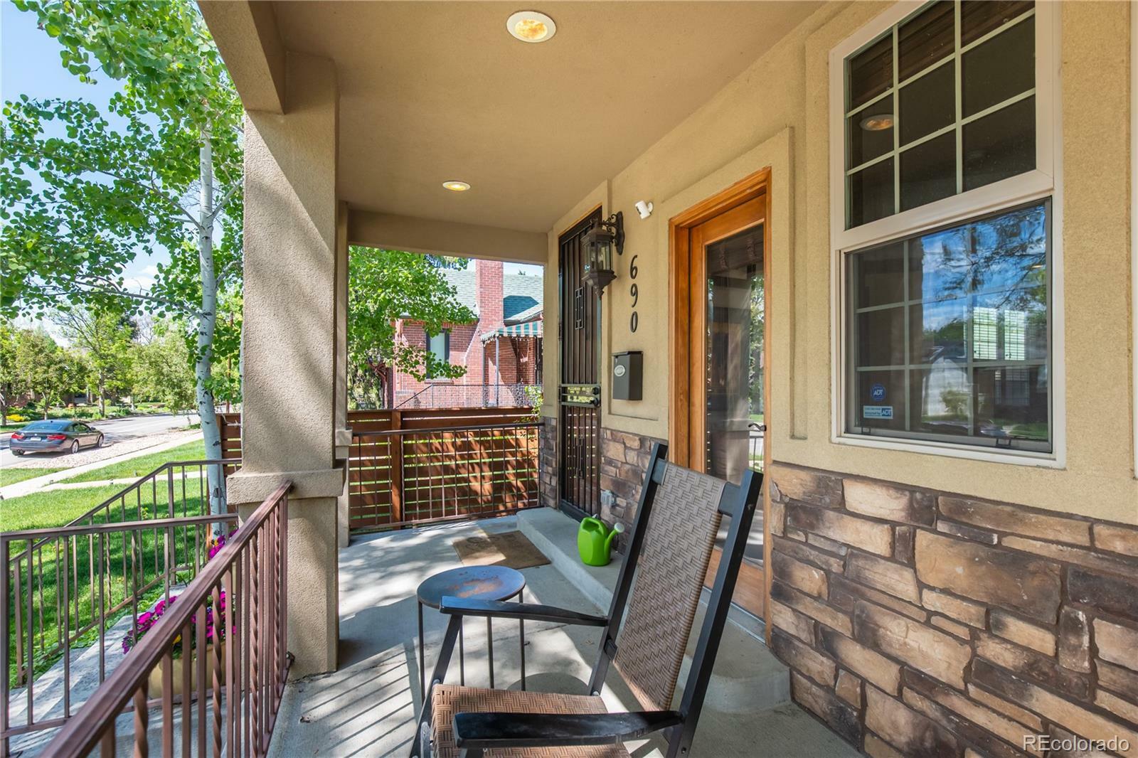 Property Photo:  690 S Emerson Street  CO 80209 