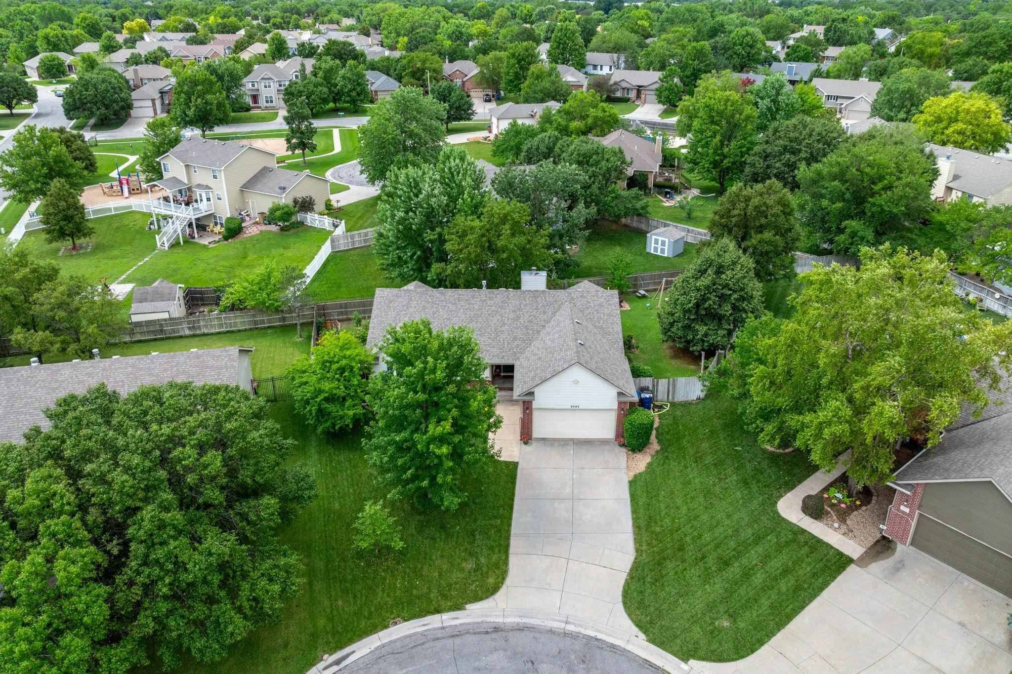 Property Photo: 4545 N Rushwood KS 67226