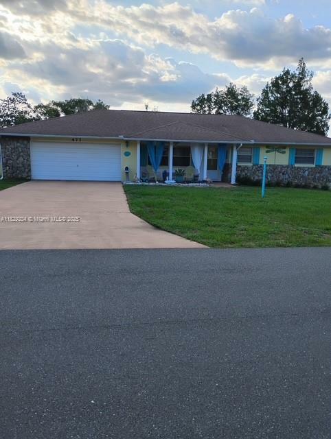 Property Photo: 477 W Buttonbush Dr FL 34465