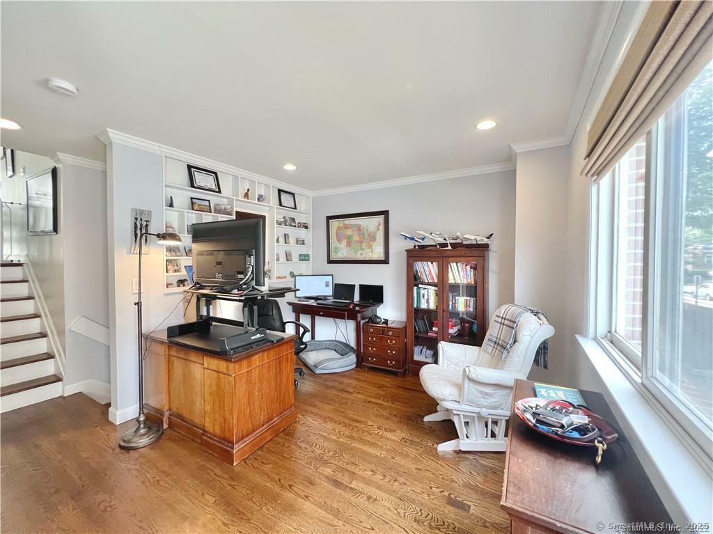 Property Photo: 101 Grove Street 8 CT 06901
