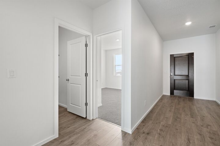 Property Photo:  411 N Arcadia Ave  WA 99006 
