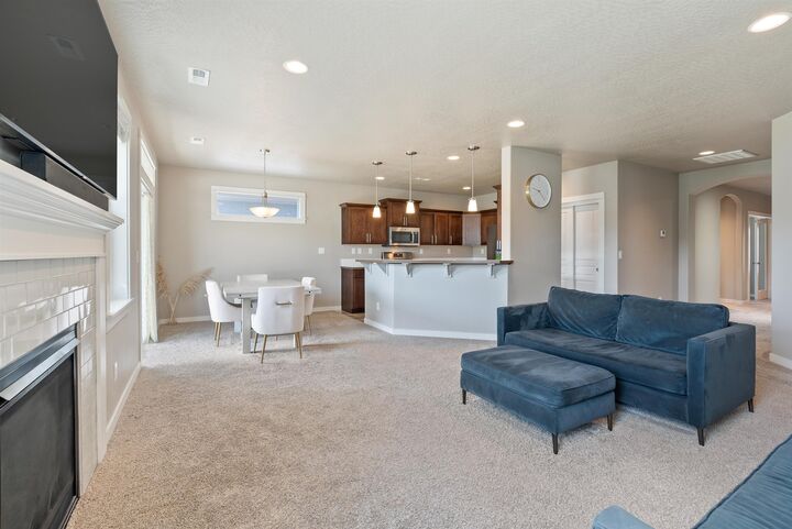 Property Photo:  1101 S Pillar Rock Dr  WA 99224 