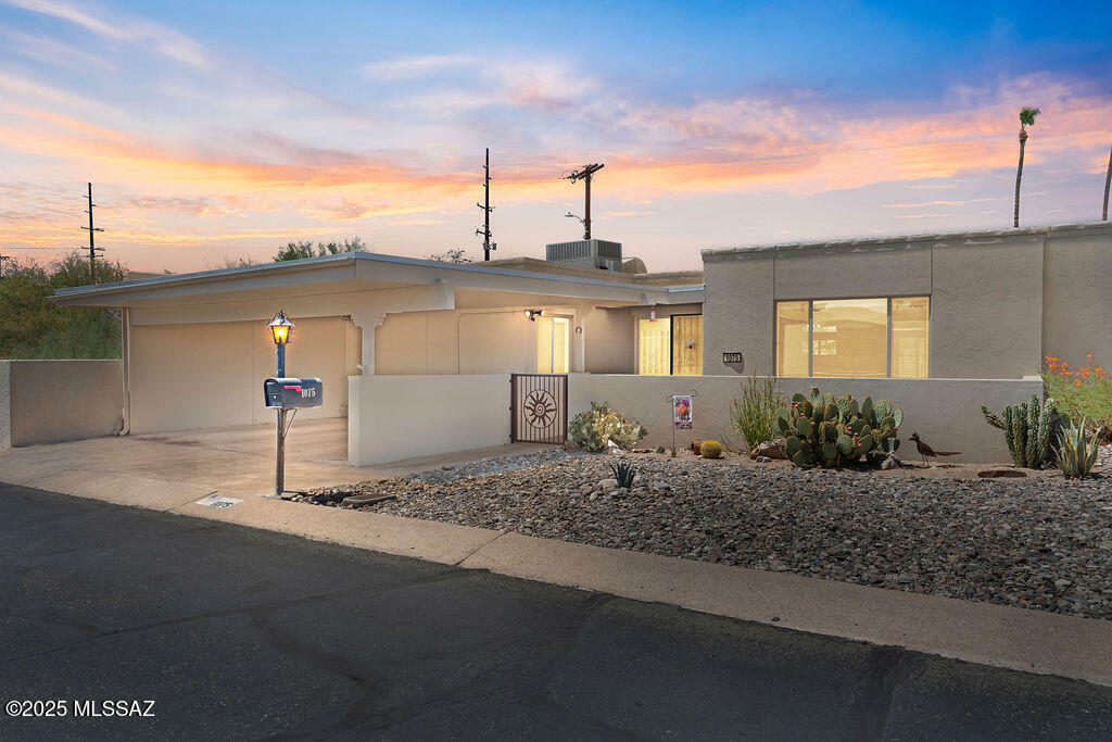 1075 N Caribe Avenue  Tucson AZ 85710 photo