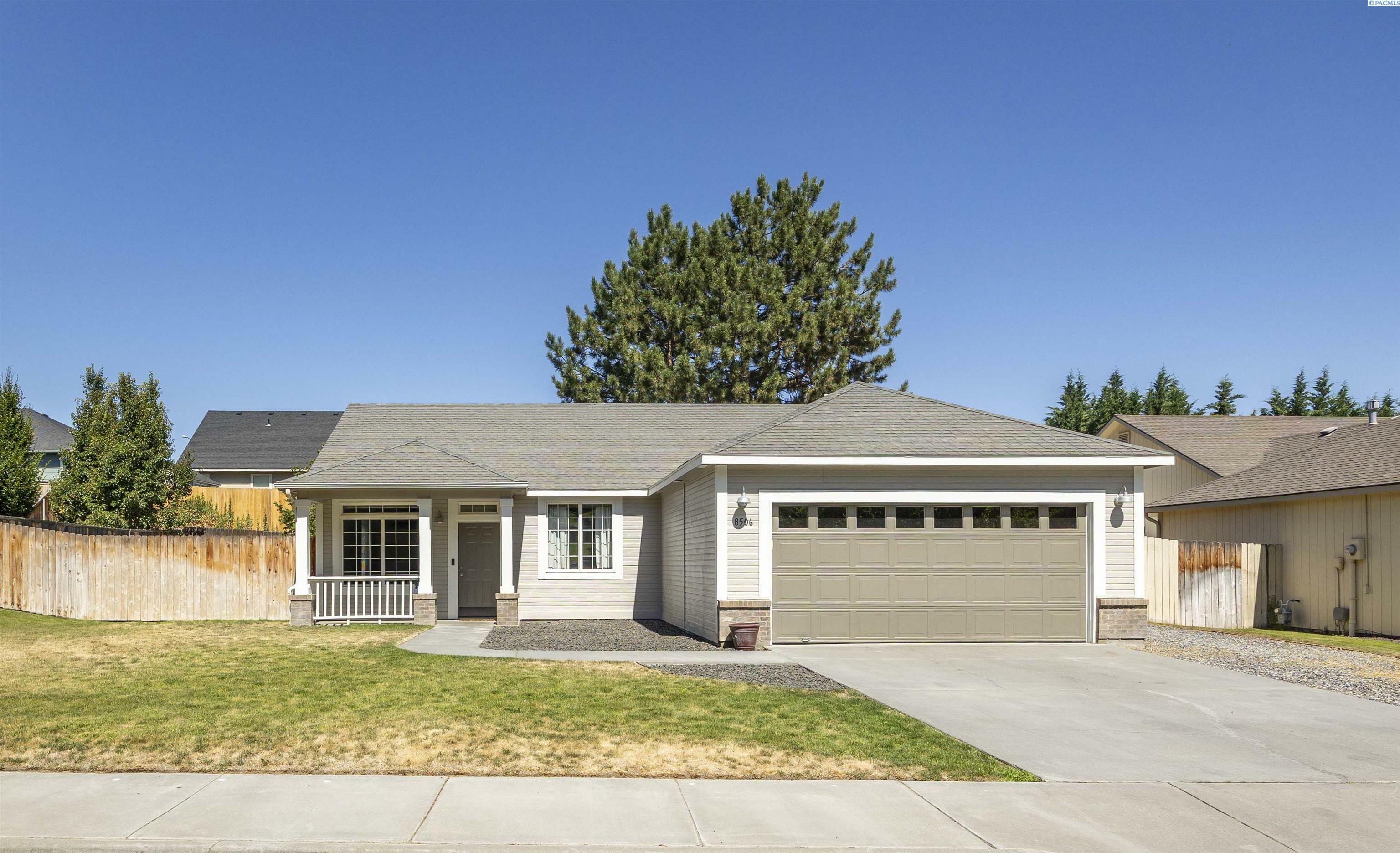 8506 W Klamath Ave  Kennewick WA 99336 photo