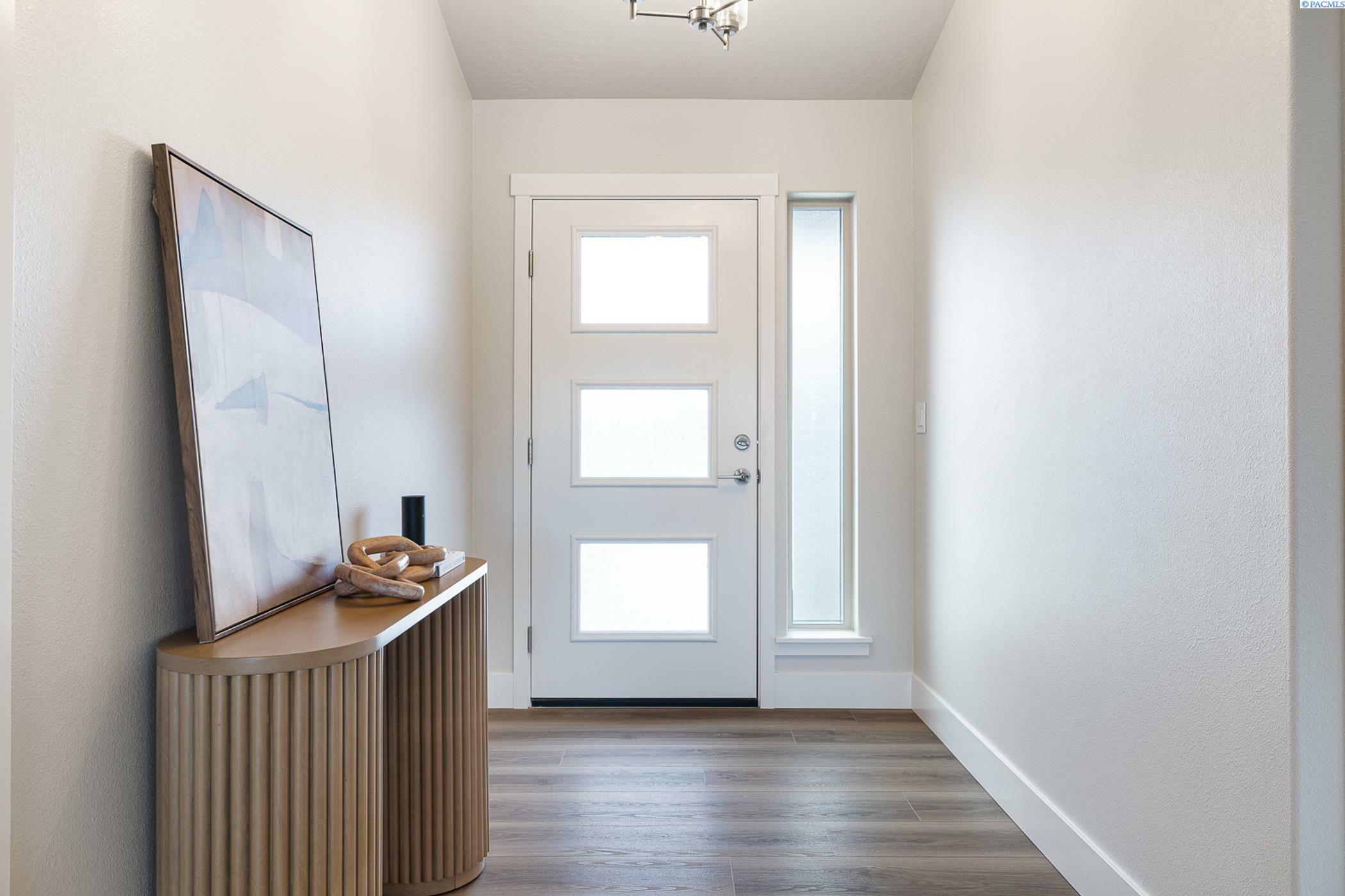 Property Photo: 10705 Danube Dr WA 99301
