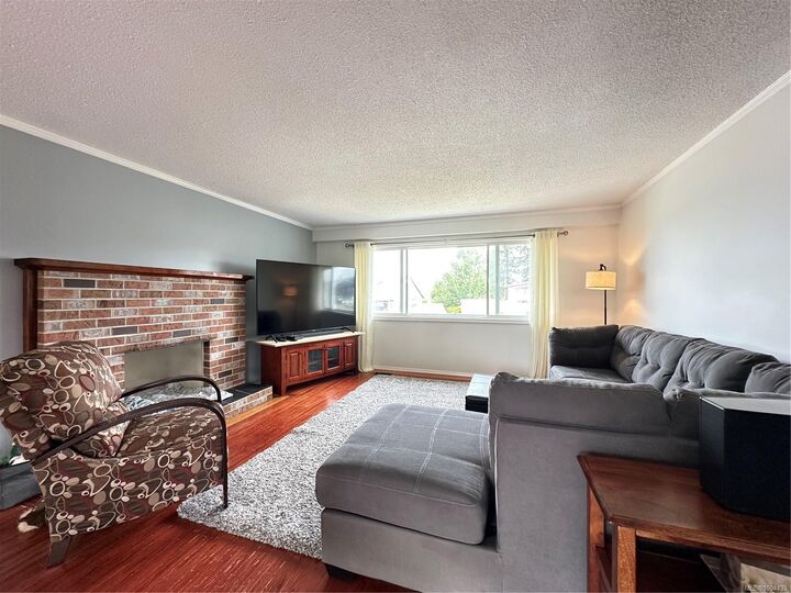 Property Photo: 2365 Catala Pl BC V0N 2R0