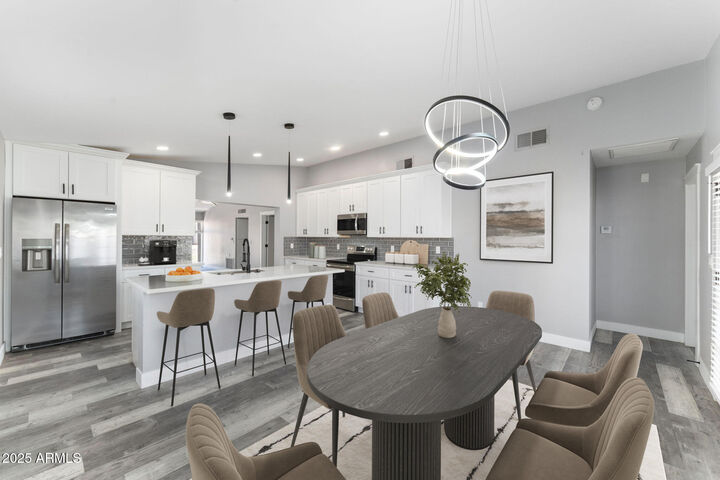 Property Photo:  1725 E Catalina Drive  AZ 85016 