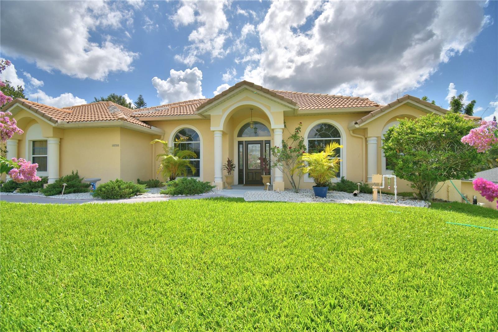 Property Photo: 10708 Belo Horizonte Avenue FL 34711
