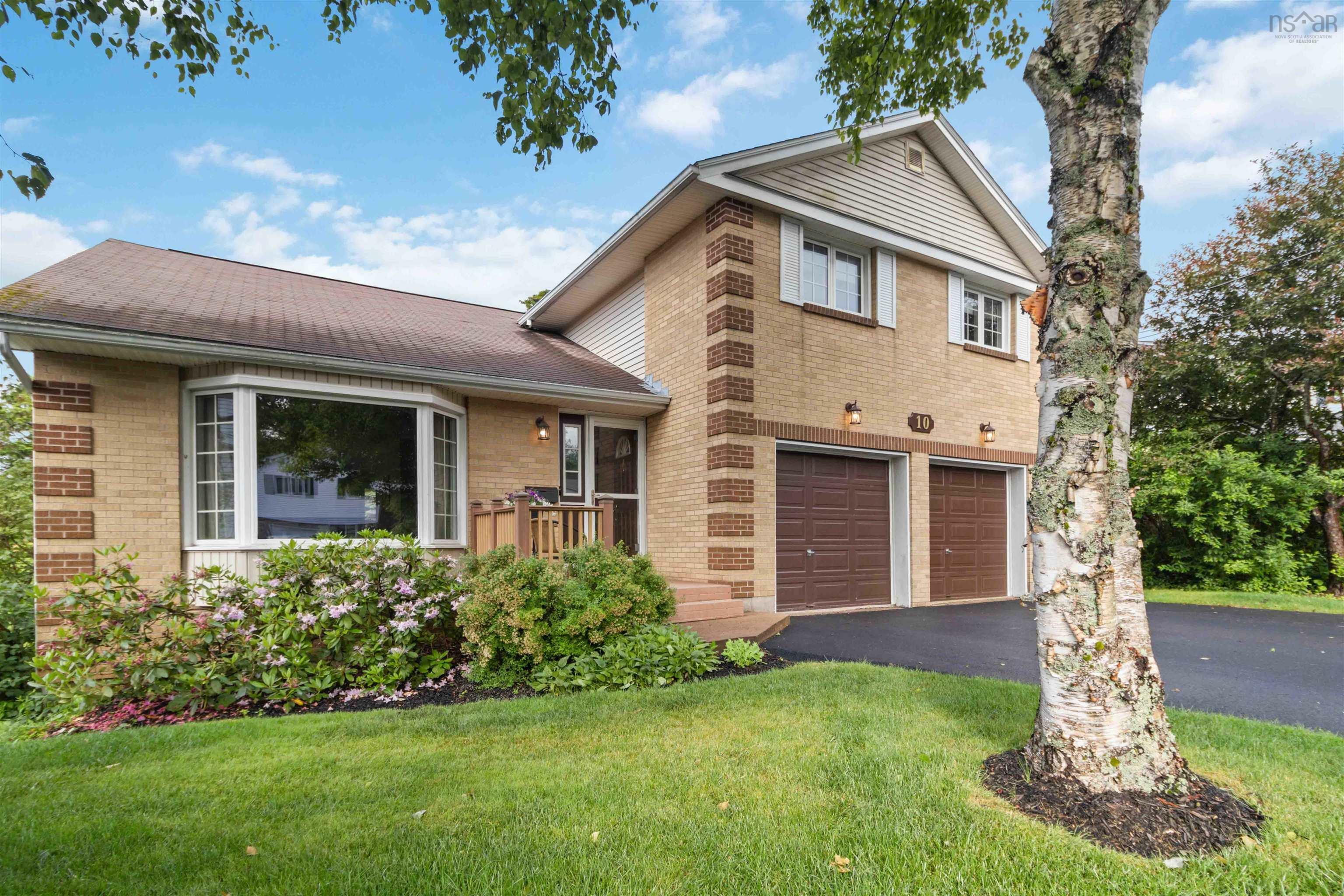 Property Photo:  10 Crystal Drive  NS B4A 3R4 