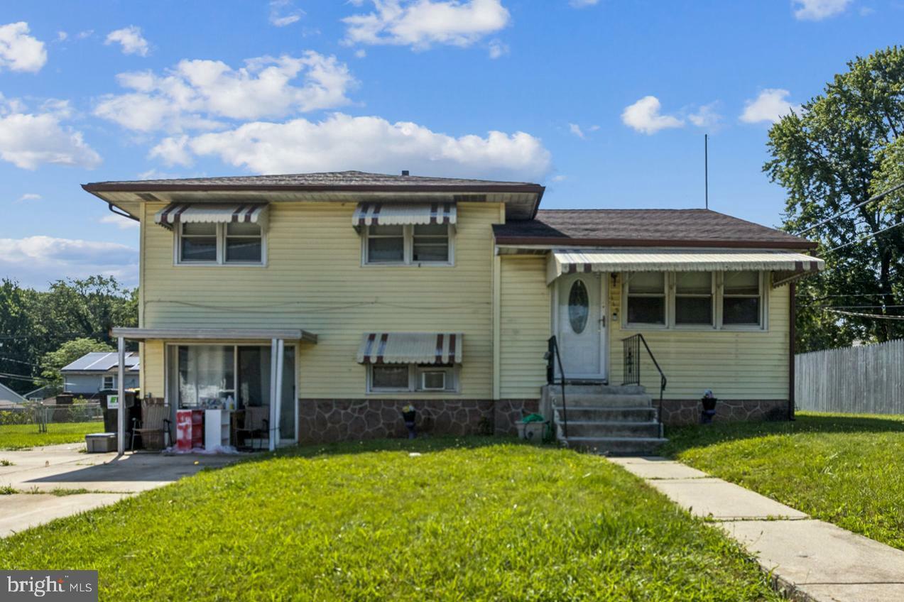 Property Photo:  115 Karlyn Drive  DE 19720 