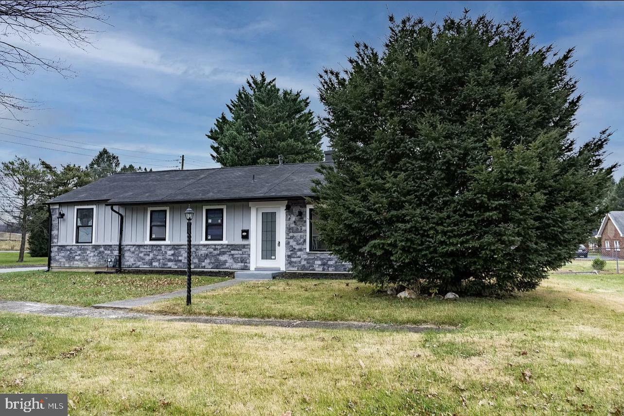 Property Photo:  259 Pinecrest Drive  PA 17110 