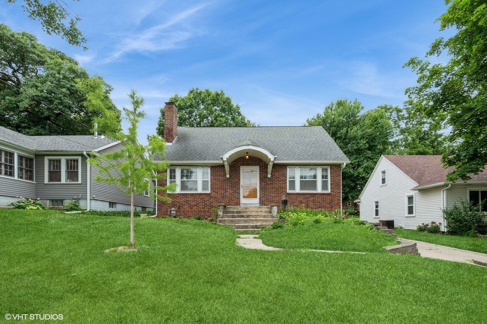 Property Photo:  4118 11th Street  IA 50313 