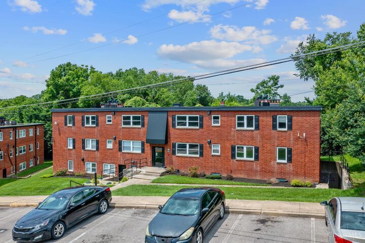 Property Photo:  5500 Glengate Lane  OH 45212 