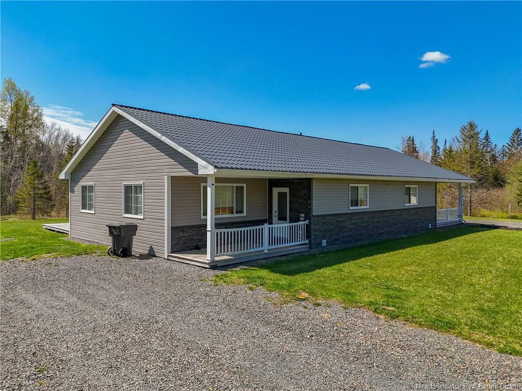 Photo de la propriété:  503-505 Bryson Road  NB E3B 8E4 