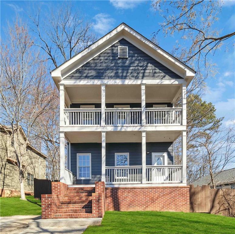 2395 Saint James Drive NW  Atlanta GA 30318 photo