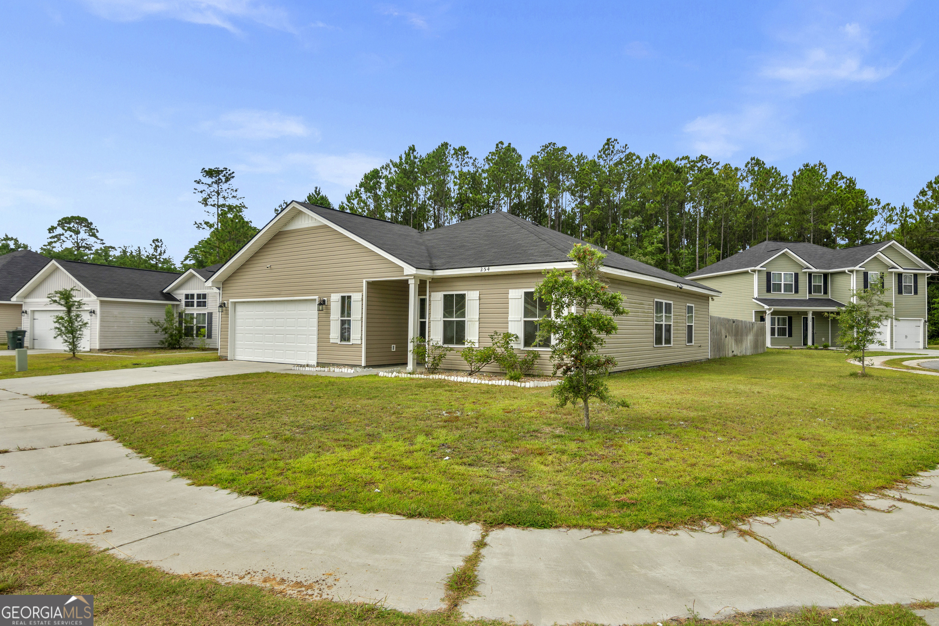 Property Photo: 254 Grayson Avenue GA 31313