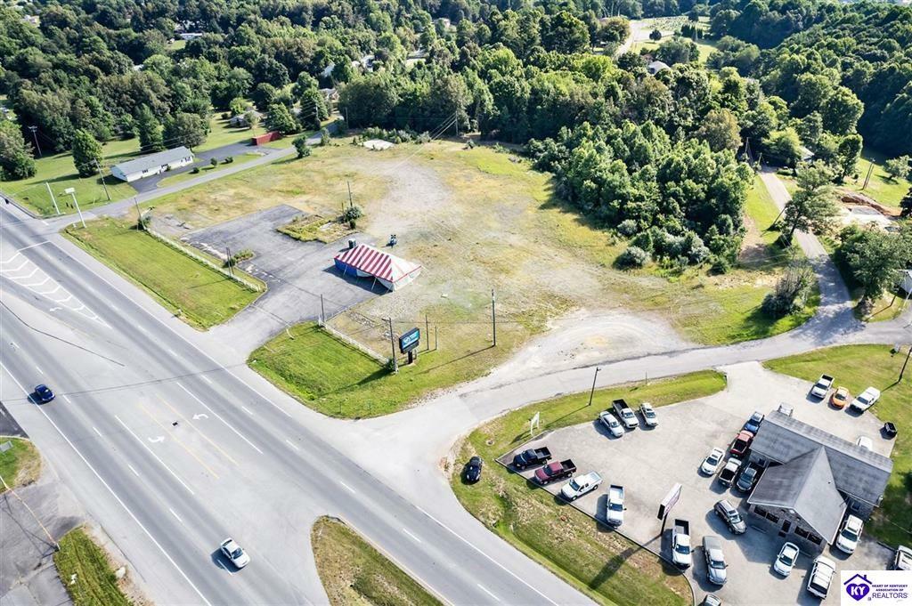 Property Photo: 4964 N Dixie Avenue KY 42701