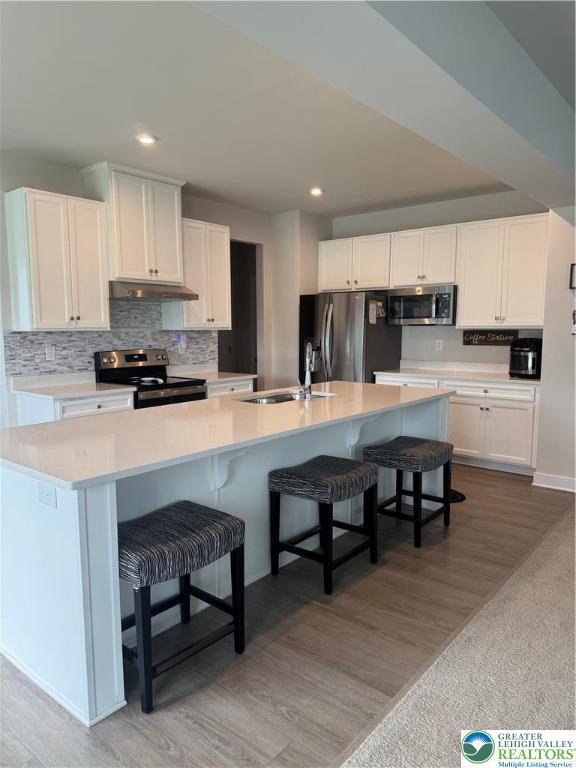 Property Photo: 1296 Woodmont Lane PA 18032