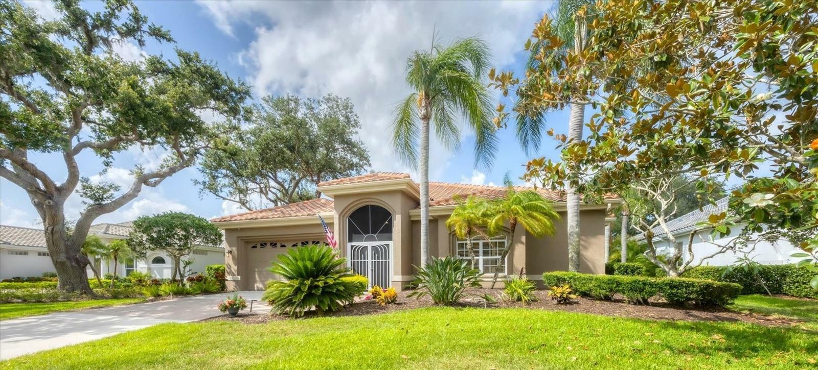 Property Photo: 2518 Dick Wilson Drive FL 34240