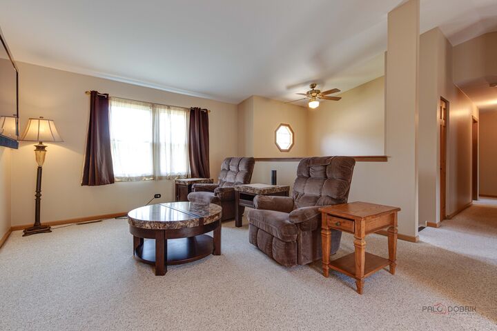 Property Photo: 417 Pheasant Ridge Court IL 60046