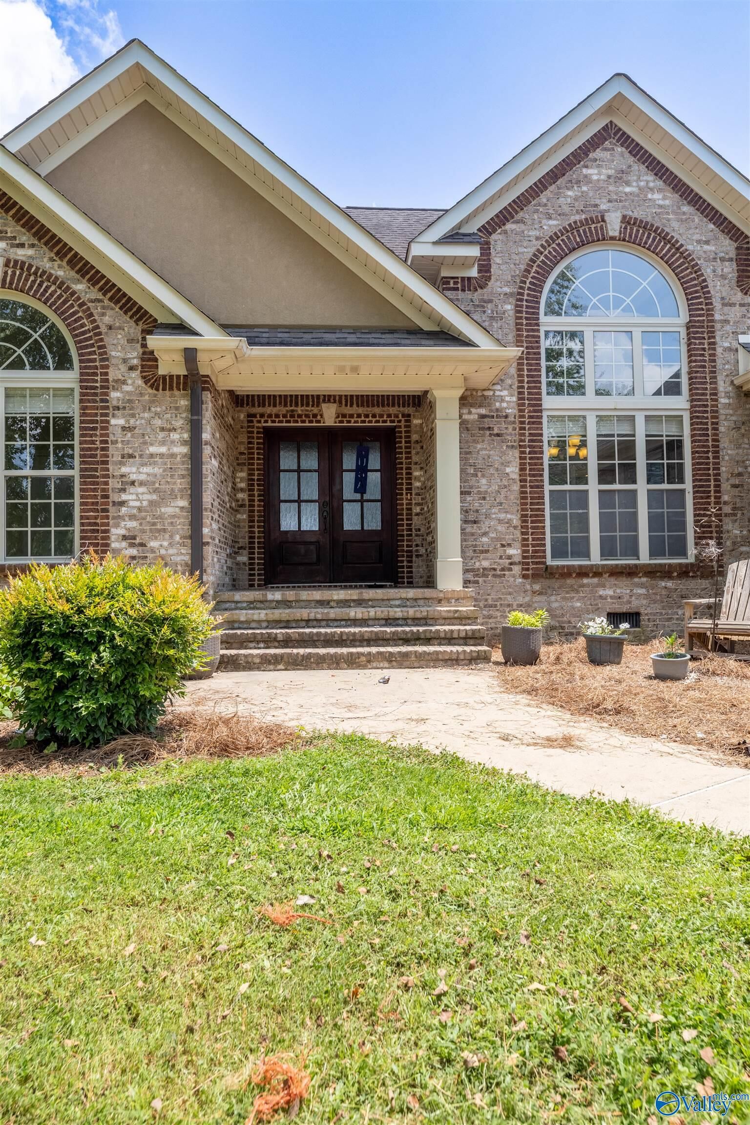 Property Photo:  1451 Marshall Way  AL 35907 