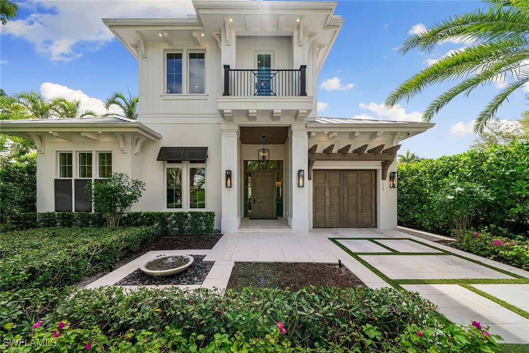 Property Photo:  150 6th Street N  FL 34102 