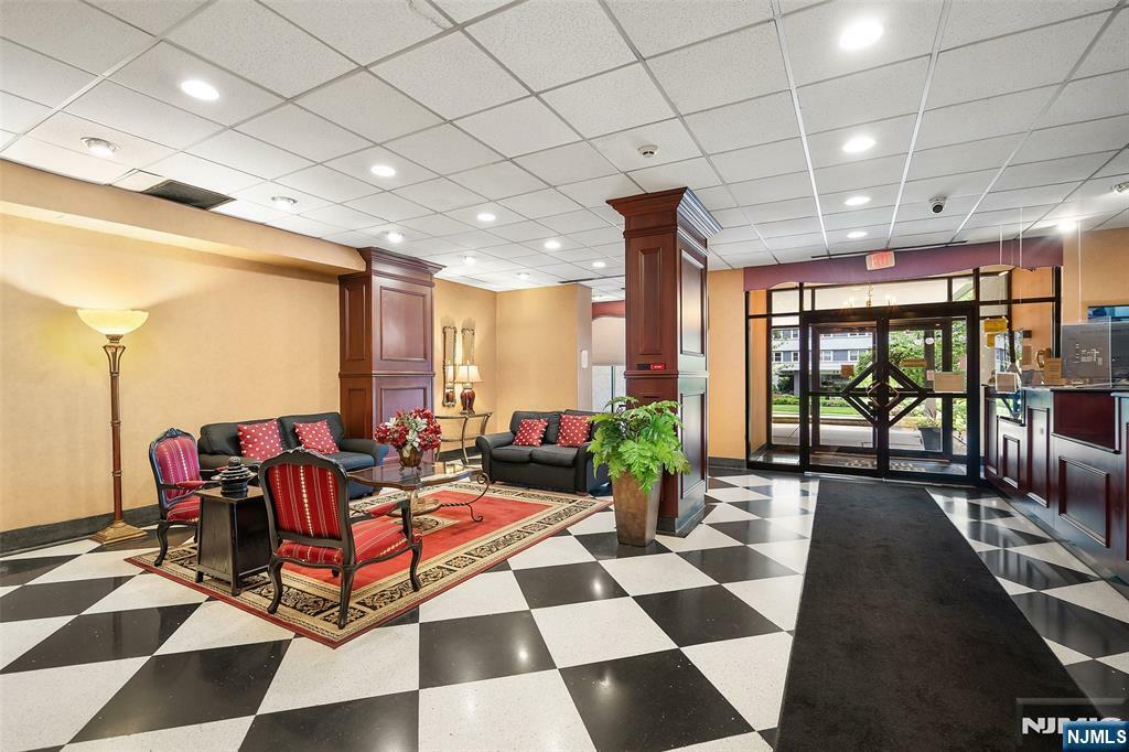 Property Photo:  277 Prospect Avenue 4C  NJ 07601 
