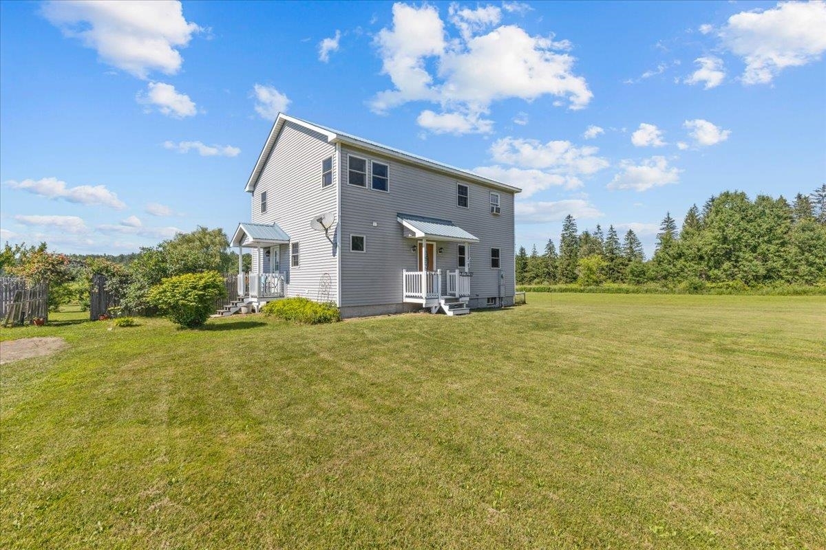 Property Photo: 580 River Road VT 05464