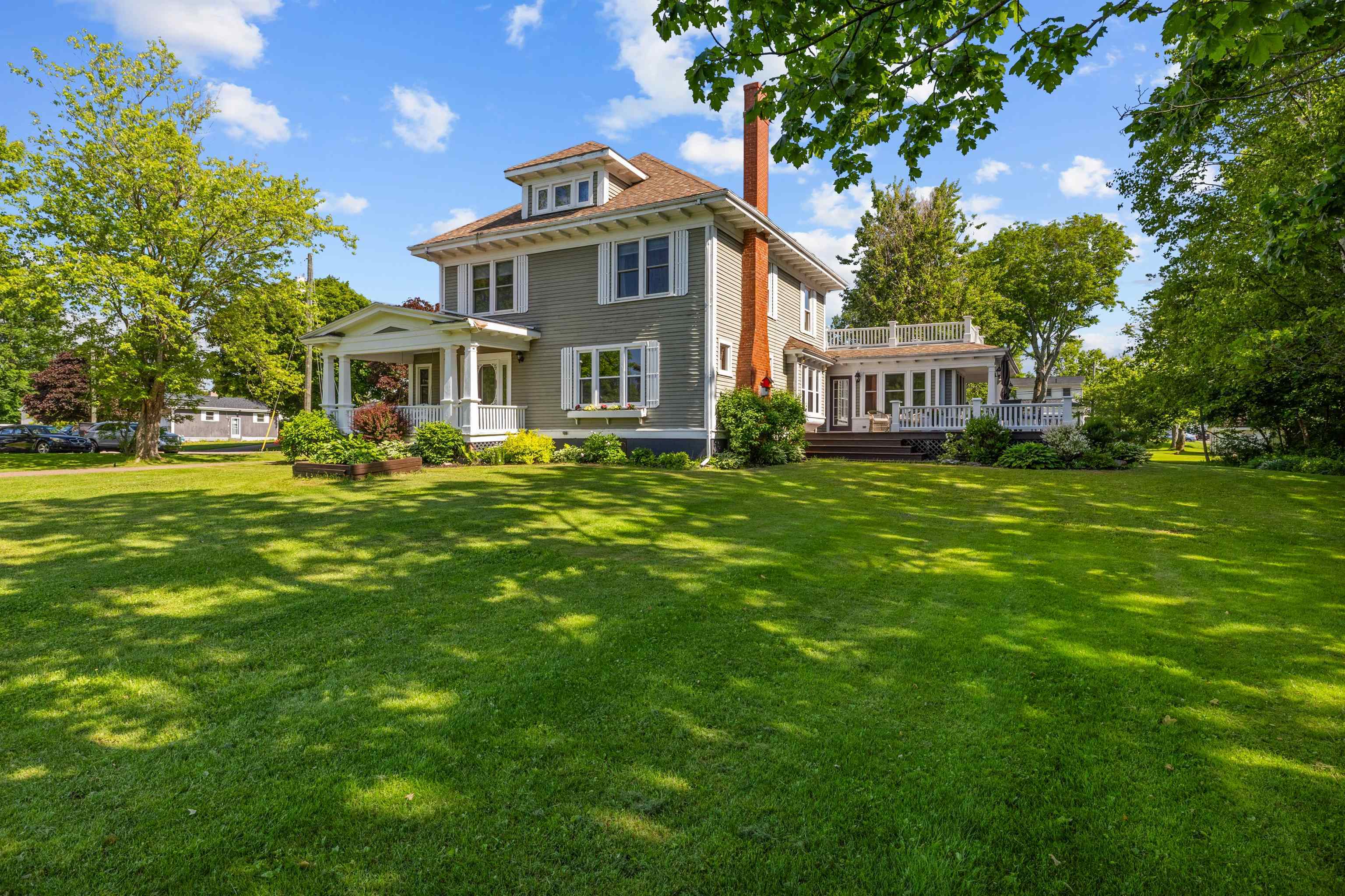 Photo de la propriété: 141 Victoria Road PE C1N 2G6