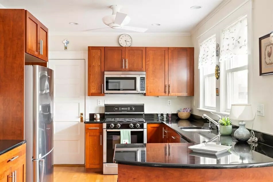Property Photo: 22 Centre St 8 MA 02139