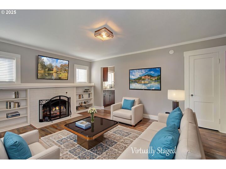 Property Photo: 421 24th Ave WA 98632