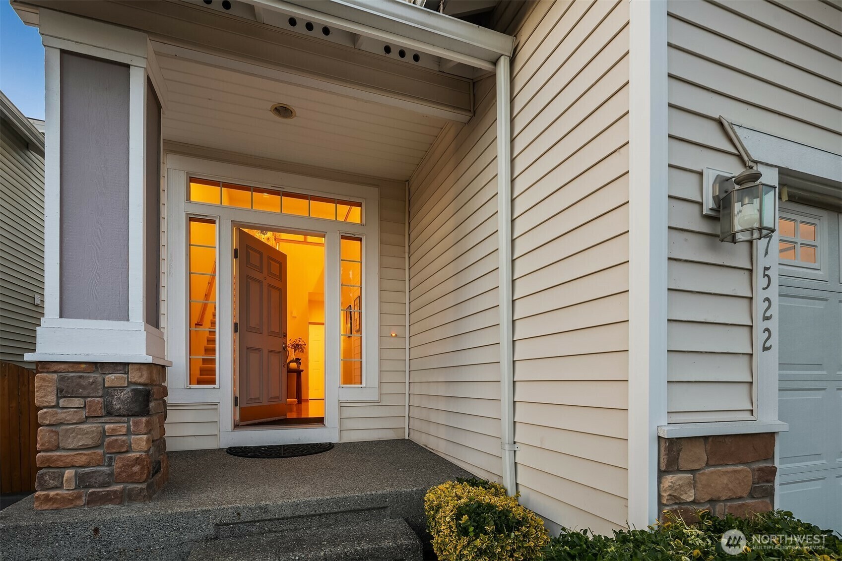 Property Photo:  7522 NE 204th Place  WA 98028 