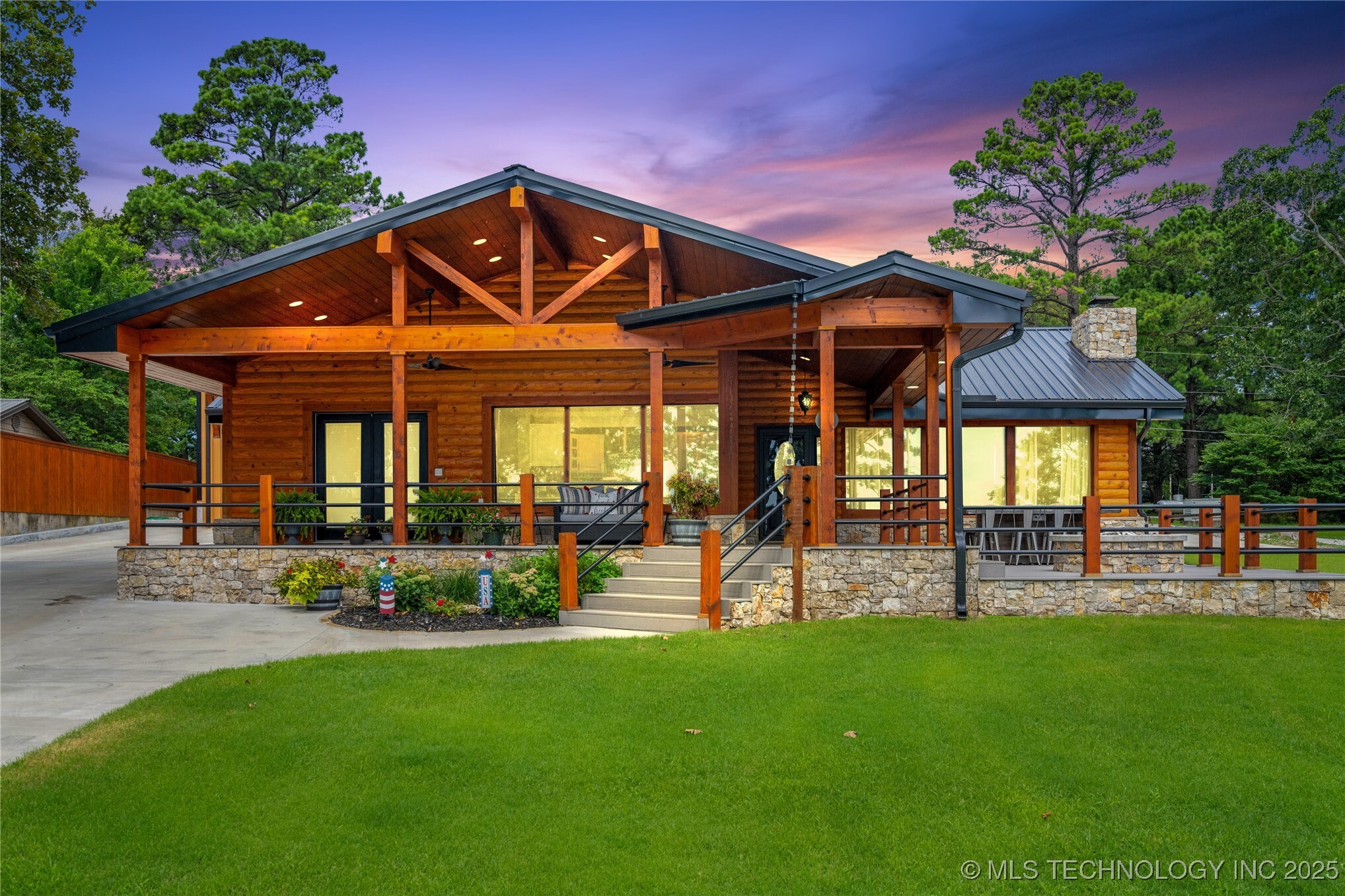 Property Photo:  96164 S Strayhorn Heights Road  OK 74435 